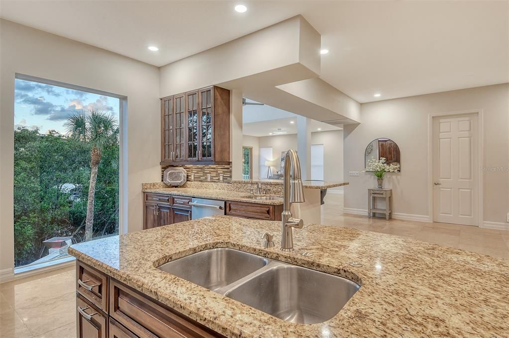 En Venta: $1,550,000 (3 camas, 4 baños, 4314 Pies cuadrados)