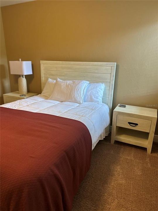 待售: $299,000 (3 贝兹, 3 浴室, 2038 平方英尺)