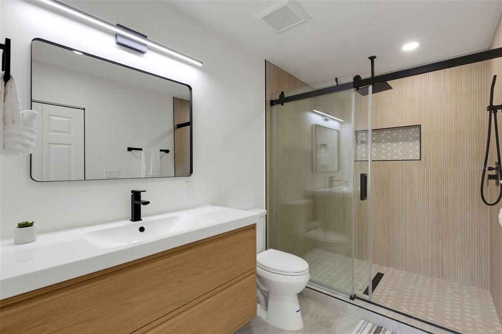 For Sale: $1,049,000 (4 beds, 4 baths, 2284 Square Feet)