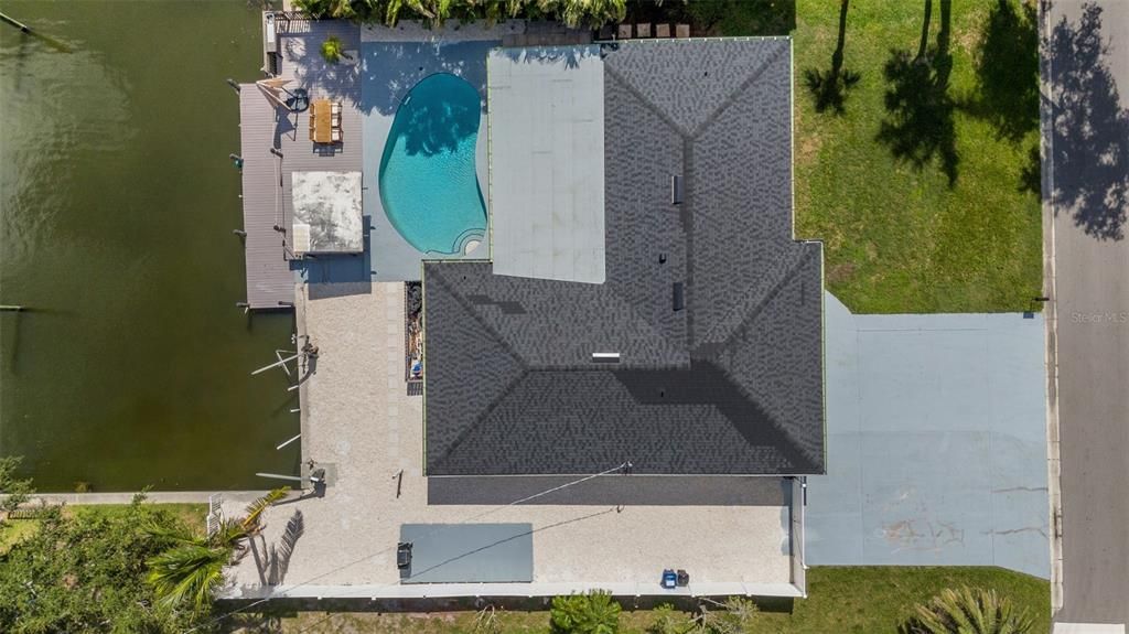 For Sale: $1,049,000 (4 beds, 4 baths, 2284 Square Feet)