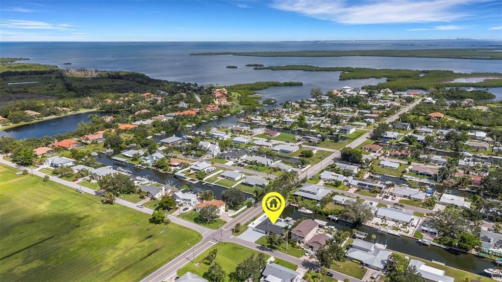 For Sale: $1,049,000 (4 beds, 4 baths, 2284 Square Feet)