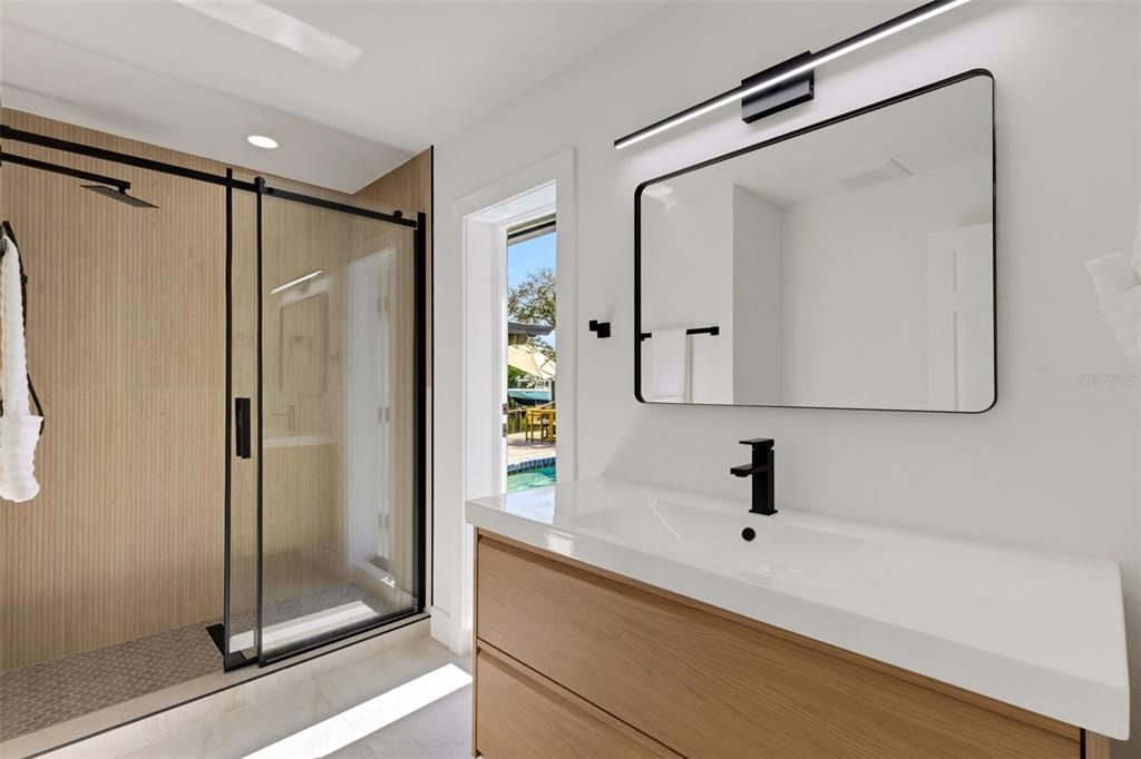 For Sale: $1,049,000 (4 beds, 4 baths, 2284 Square Feet)