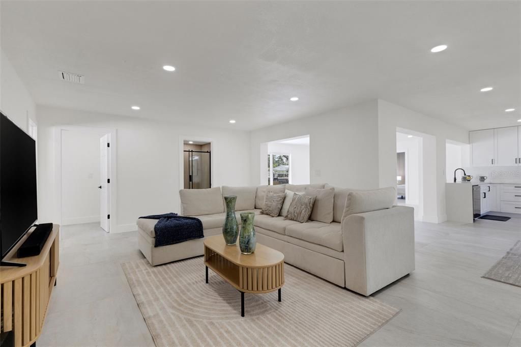 For Sale: $1,049,000 (4 beds, 4 baths, 2284 Square Feet)