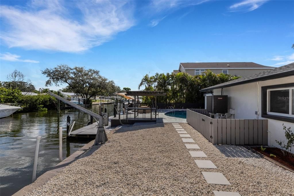 For Sale: $1,049,000 (4 beds, 4 baths, 2284 Square Feet)