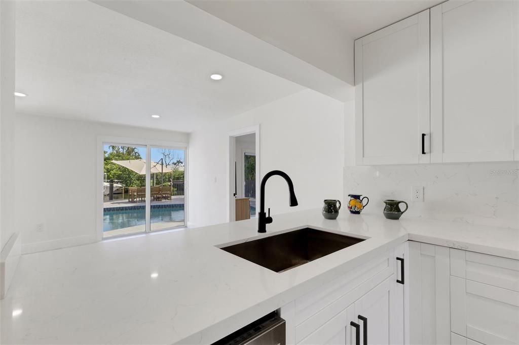 For Sale: $1,049,000 (4 beds, 4 baths, 2284 Square Feet)