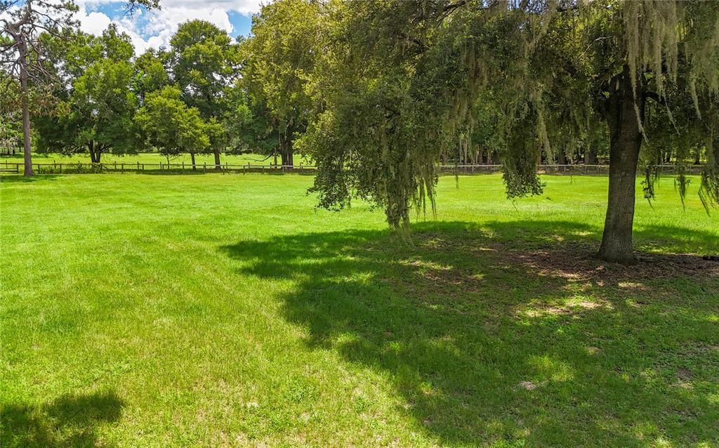 合同活跃: $199,000 (2.01 acres)