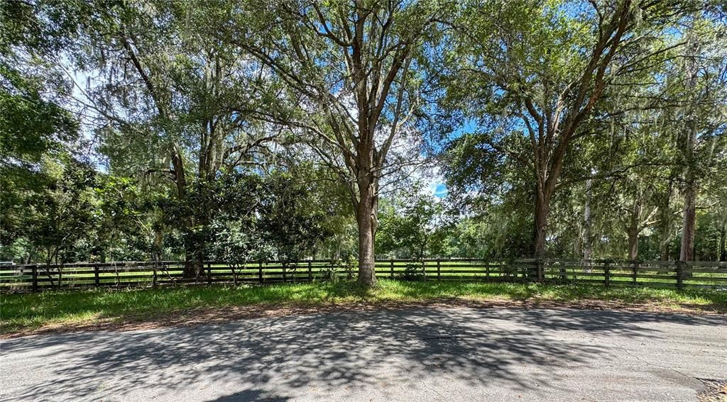 合同活跃: $199,000 (2.01 acres)