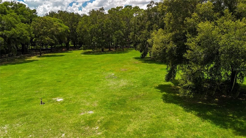 合同活跃: $199,000 (2.01 acres)