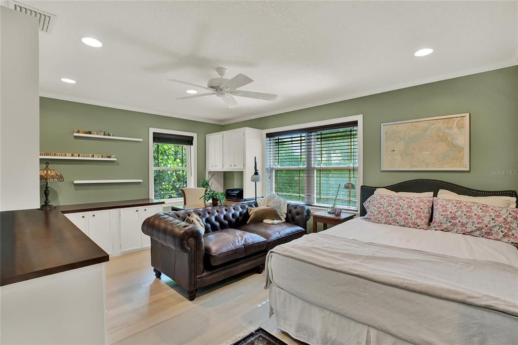 На продажу: $999,000 (3 спален, 2 ванн, 2784 Квадратных фут)