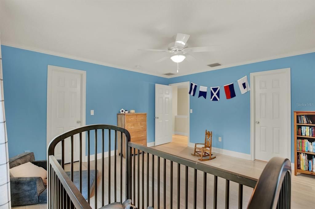 На продажу: $999,000 (3 спален, 2 ванн, 2784 Квадратных фут)