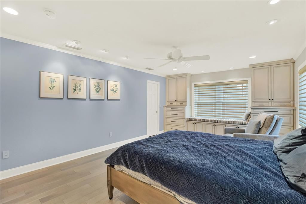 На продажу: $999,000 (3 спален, 2 ванн, 2784 Квадратных фут)