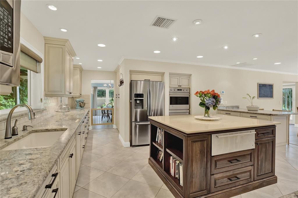 На продажу: $999,000 (3 спален, 2 ванн, 2784 Квадратных фут)