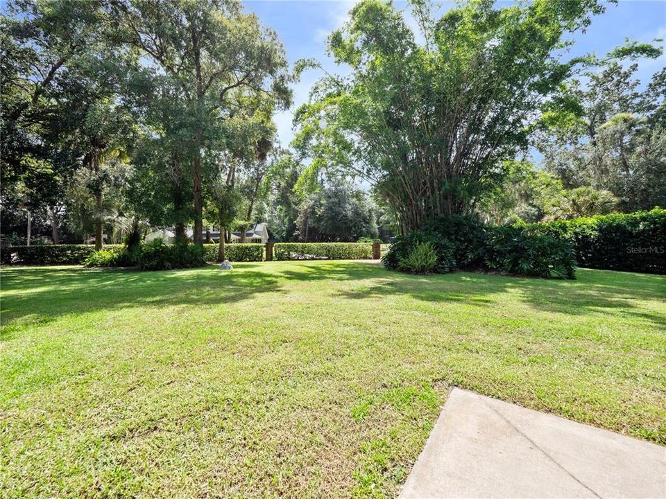 Active With Contract: $999,900 (5 beds, 3 baths, 4151 Square Feet)