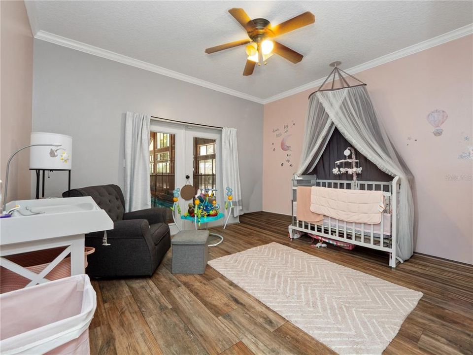 Active With Contract: $999,900 (5 beds, 3 baths, 4151 Square Feet)