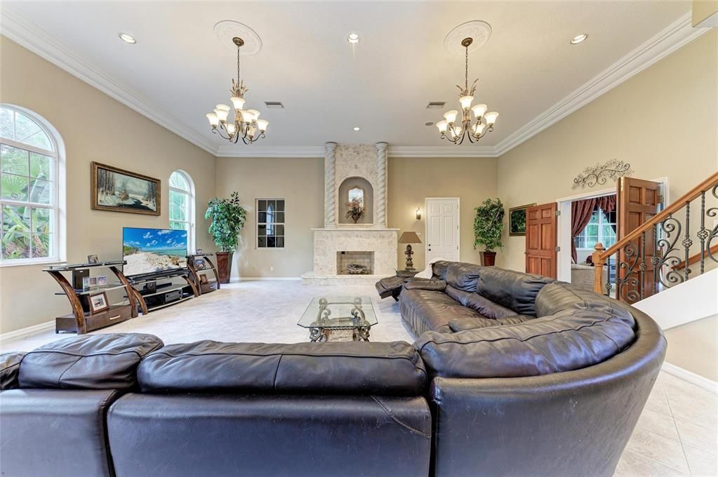 待售: $1,849,949 (4 贝兹, 3 浴室, 5730 平方英尺)