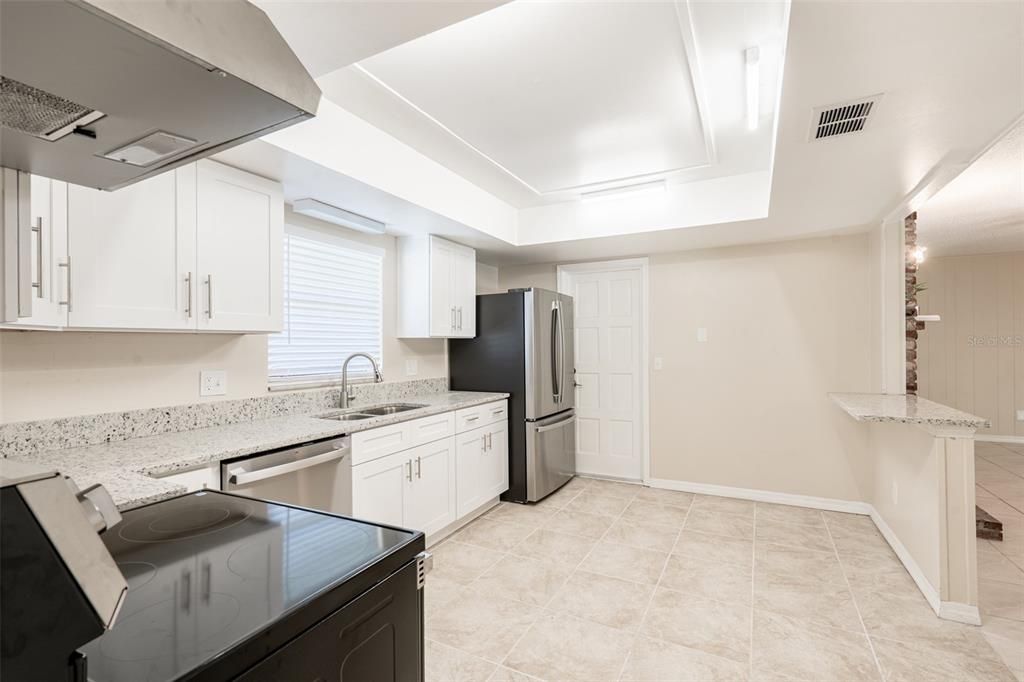 For Sale: $485,000 (4 beds, 2 baths, 1993 Square Feet)