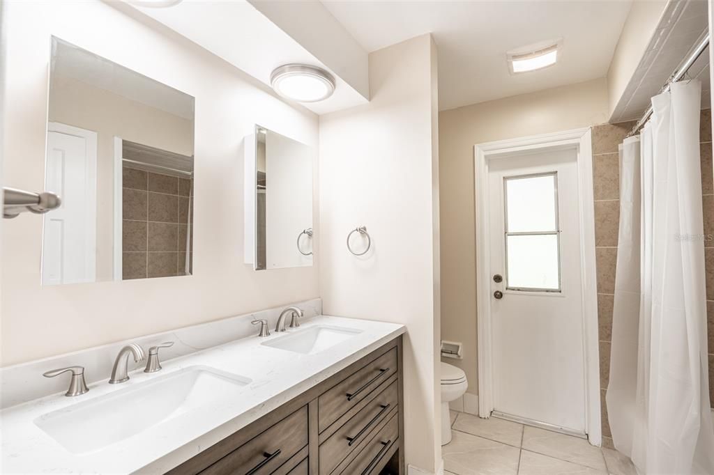 For Sale: $485,000 (4 beds, 2 baths, 1993 Square Feet)