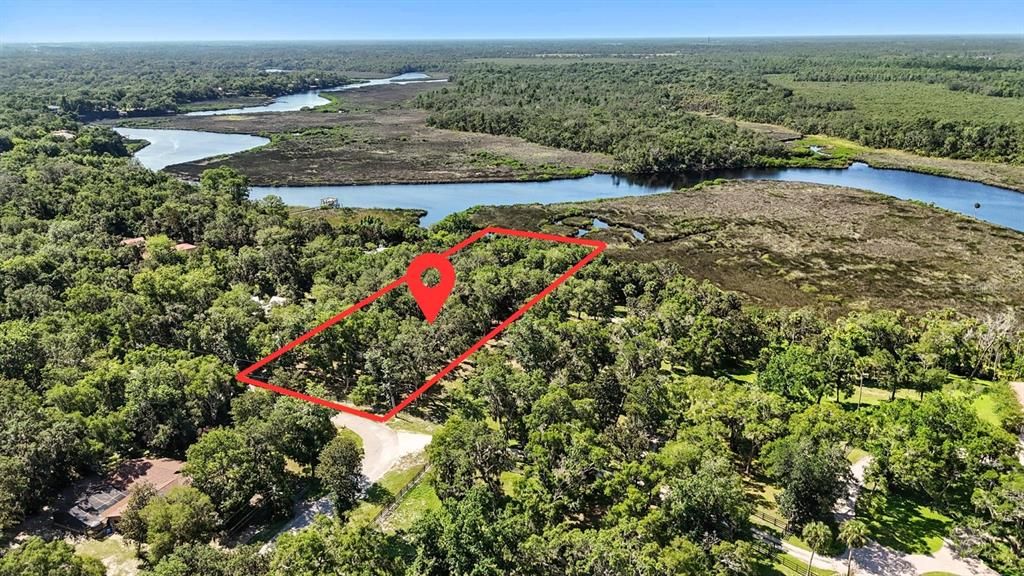 На продажу: $699,888 (2.54 acres)