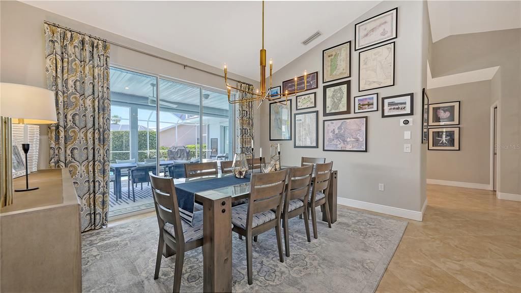 Под контрактом: $679,000 (3 спален, 2 ванн, 2181 Квадратных фут)