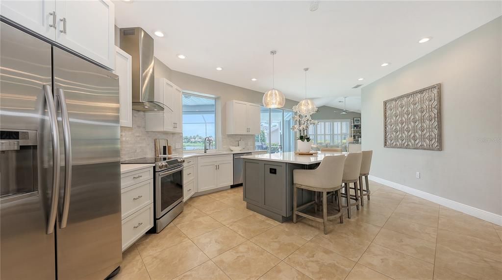 Под контрактом: $679,000 (3 спален, 2 ванн, 2181 Квадратных фут)