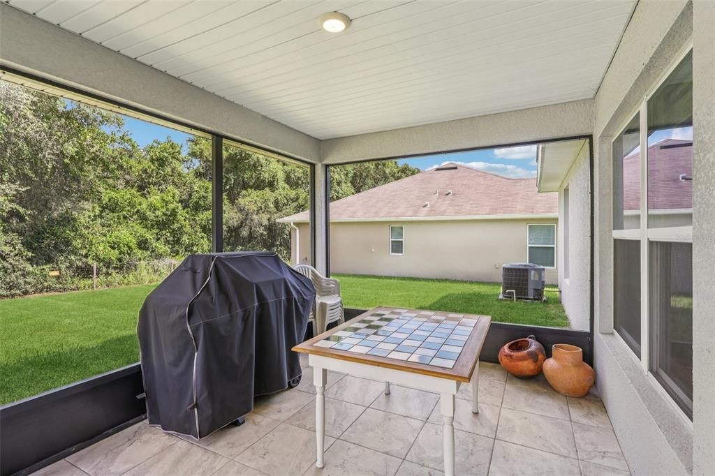 На продажу: $320,000 (4 спален, 2 ванн, 1814 Квадратных фут)