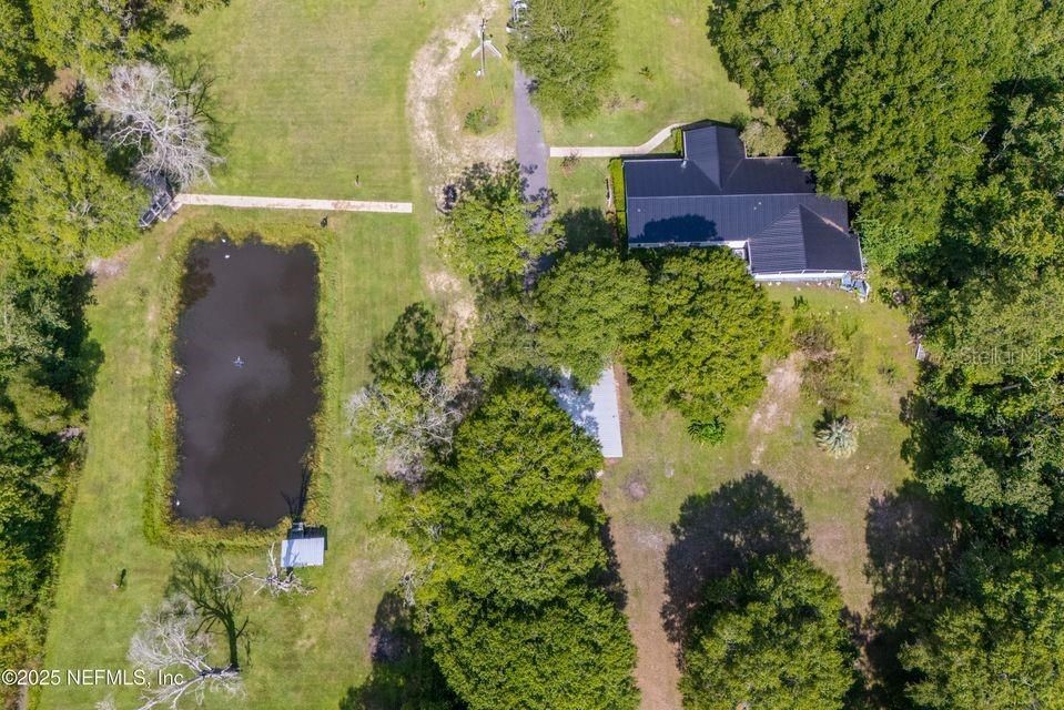 Activo con contrato: $450,000 (5 camas, 3 baños, 2356 Pies cuadrados)