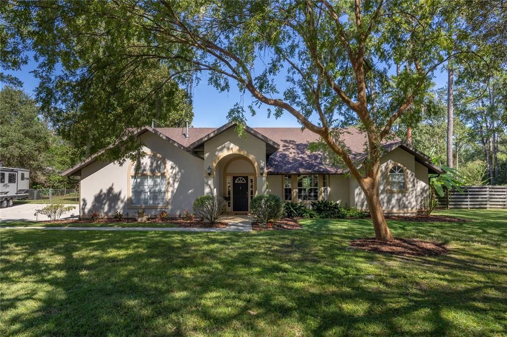 Active With Contract: $445,000 (3 beds, 2 baths, 2027 Square Feet)