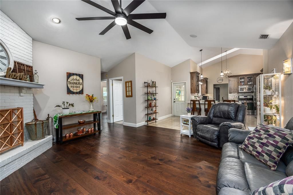 Active With Contract: $445,000 (3 beds, 2 baths, 2027 Square Feet)