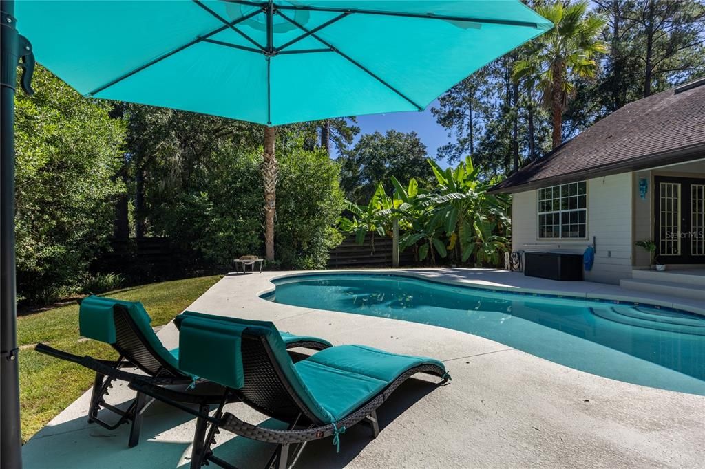 Active With Contract: $445,000 (3 beds, 2 baths, 2027 Square Feet)