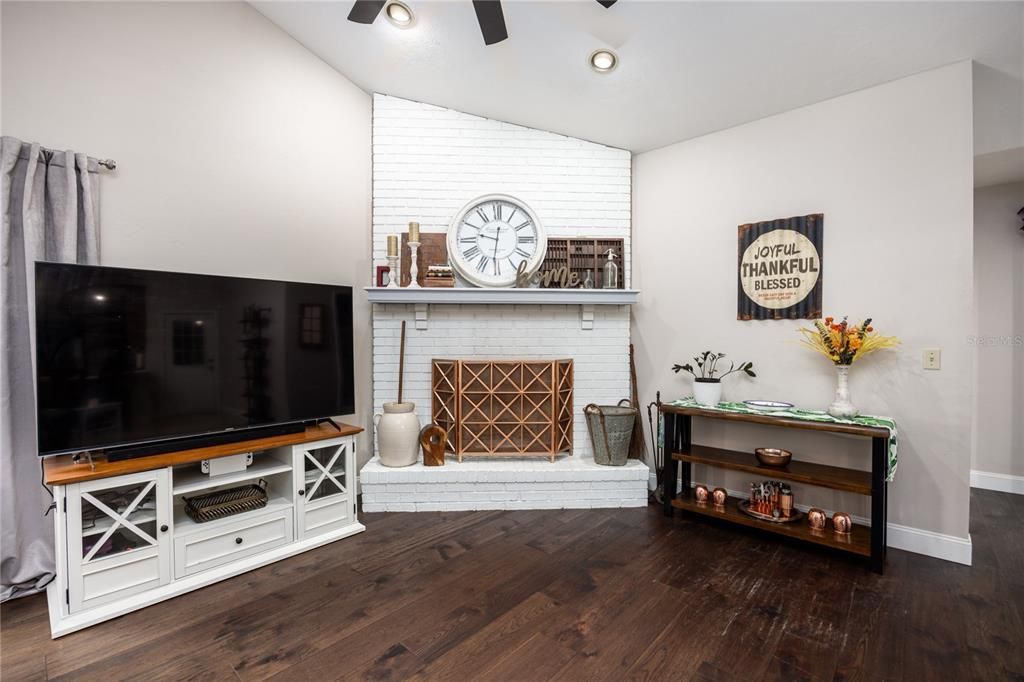 Active With Contract: $445,000 (3 beds, 2 baths, 2027 Square Feet)