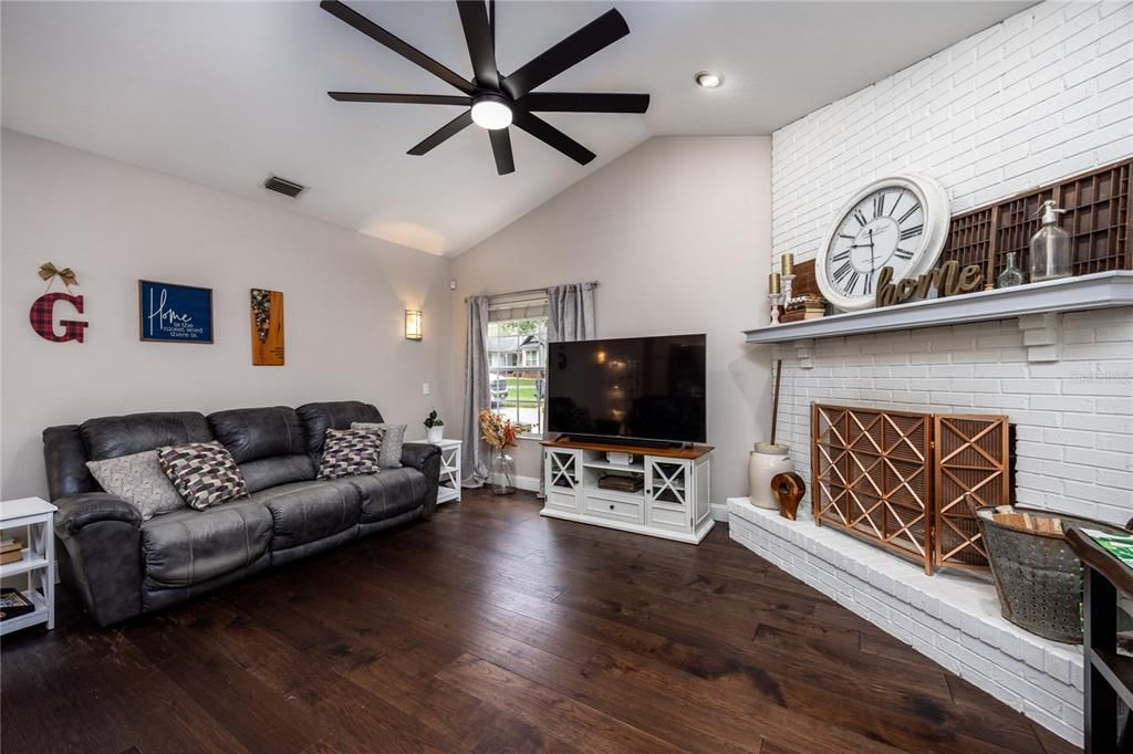 Active With Contract: $445,000 (3 beds, 2 baths, 2027 Square Feet)