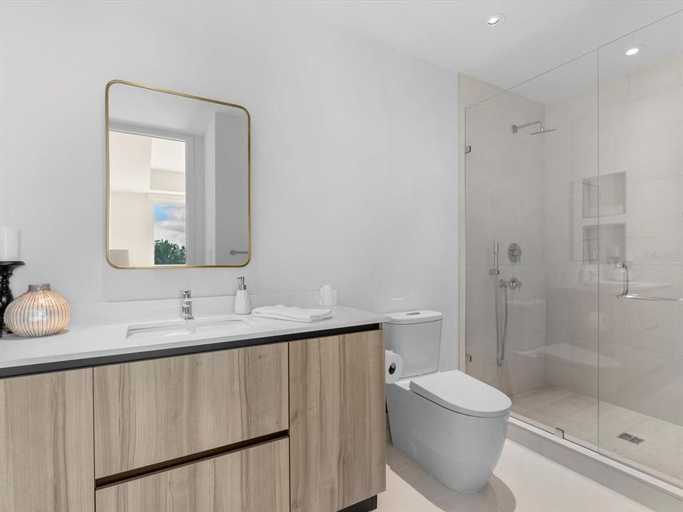 En Renta: $8,500 (2 camas, 3 baños, 1824 Pies cuadrados)