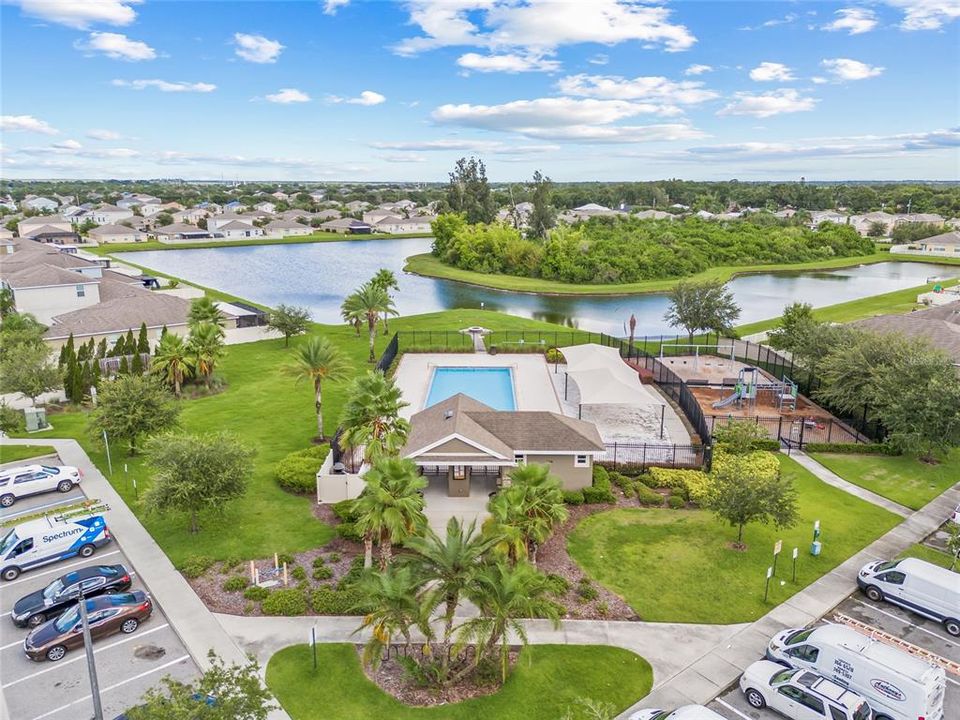 Active With Contract: $299,900 (4 beds, 2 baths, 1835 Square Feet)