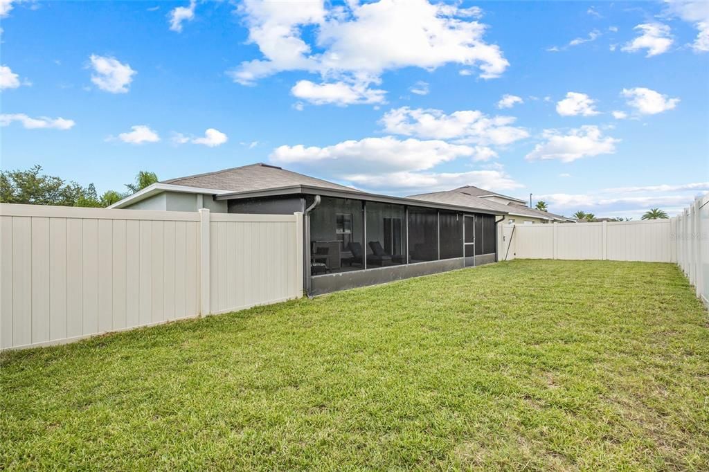 Active With Contract: $299,900 (4 beds, 2 baths, 1835 Square Feet)