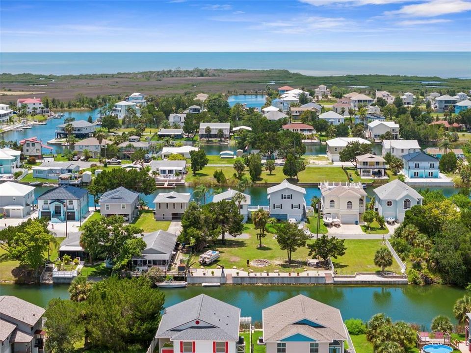 En Venta: $215,000 (0.23 acres)