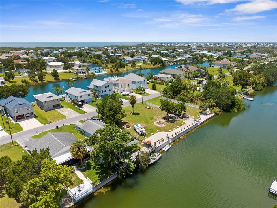 En Venta: $215,000 (0.23 acres)