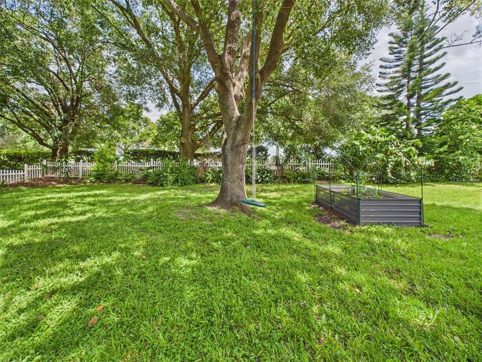 На продажу: $434,900 (3 спален, 2 ванн, 1763 Квадратных фут)