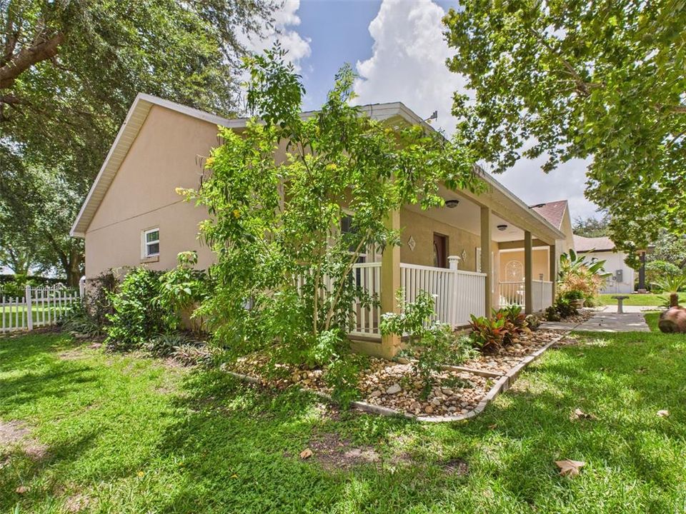 На продажу: $434,900 (3 спален, 2 ванн, 1763 Квадратных фут)