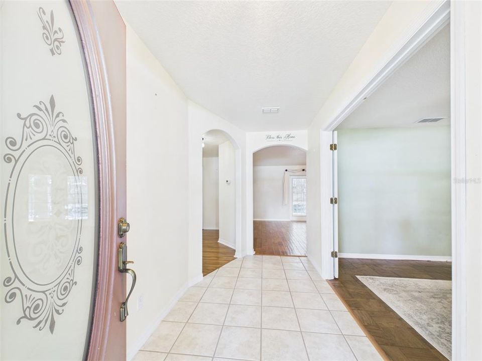 На продажу: $434,900 (3 спален, 2 ванн, 1763 Квадратных фут)