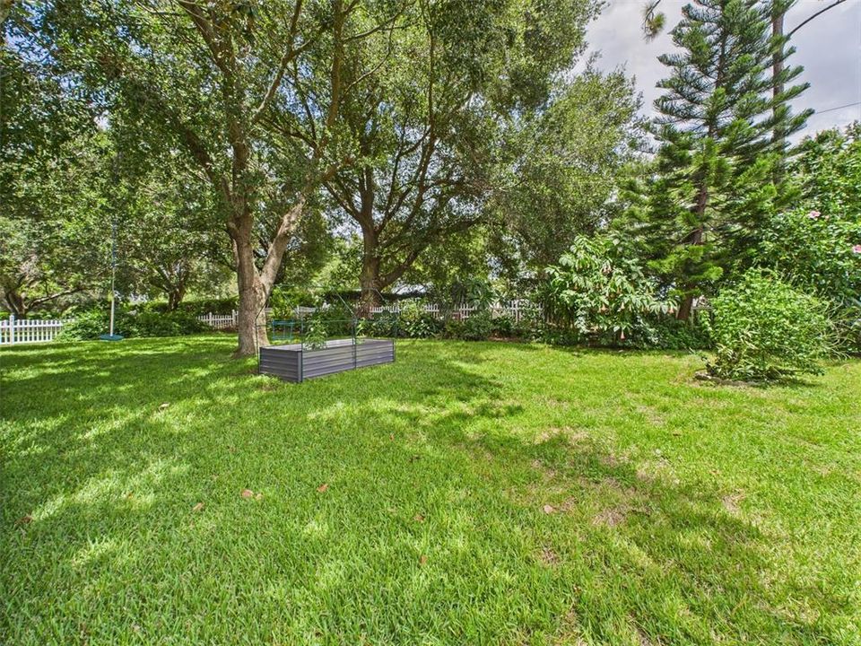 На продажу: $434,900 (3 спален, 2 ванн, 1763 Квадратных фут)