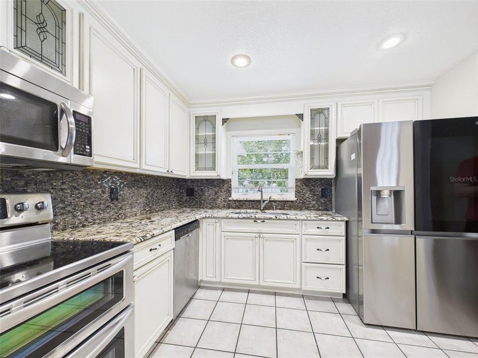 На продажу: $434,900 (3 спален, 2 ванн, 1763 Квадратных фут)