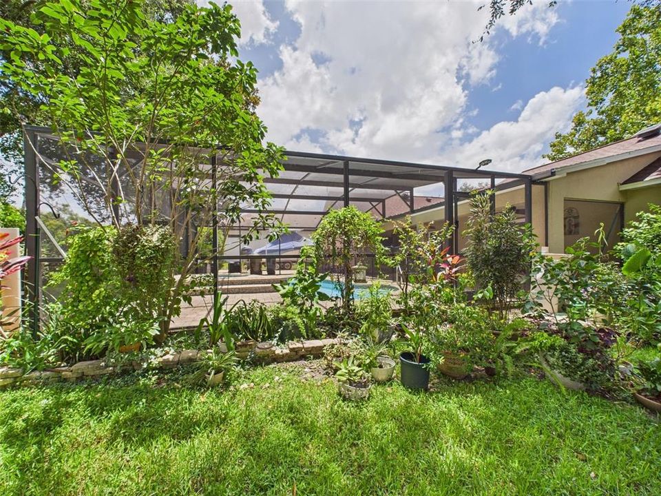 На продажу: $434,900 (3 спален, 2 ванн, 1763 Квадратных фут)