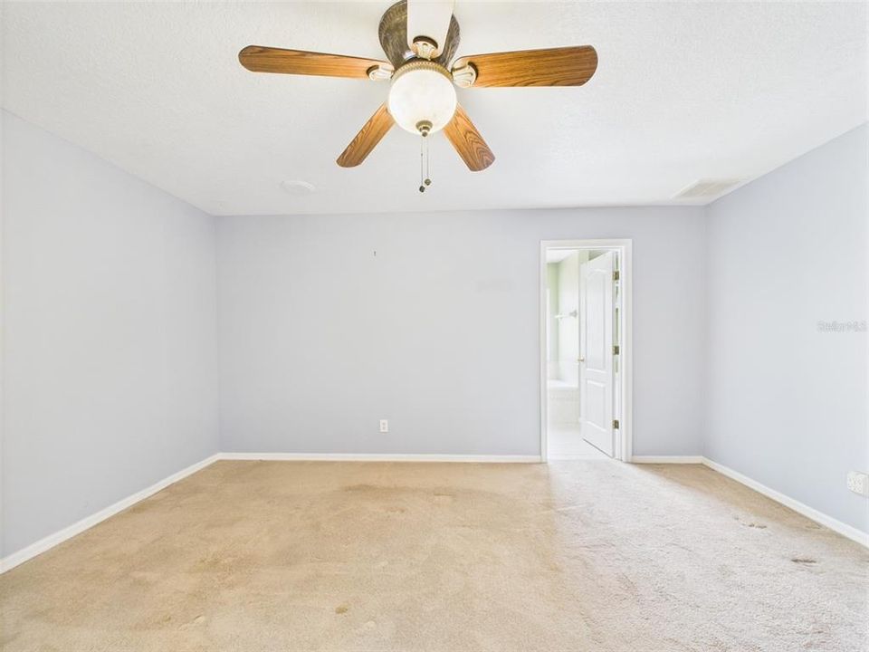 На продажу: $434,900 (3 спален, 2 ванн, 1763 Квадратных фут)