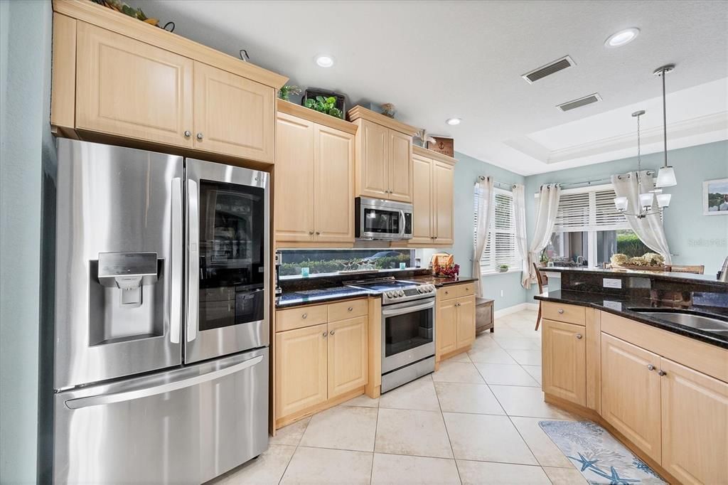 En Venta: $344,000 (2 camas, 2 baños, 1717 Pies cuadrados)