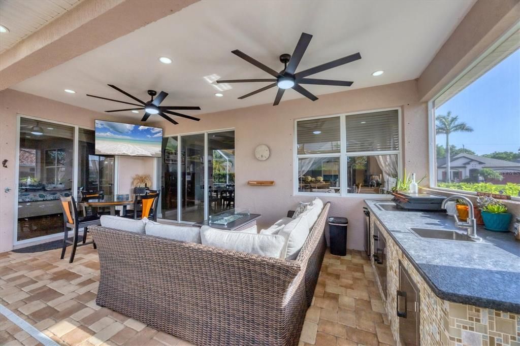 En Venta: $344,000 (2 camas, 2 baños, 1717 Pies cuadrados)