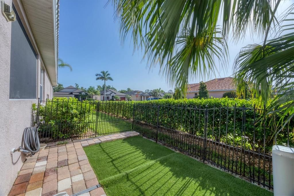 En Venta: $344,000 (2 camas, 2 baños, 1717 Pies cuadrados)