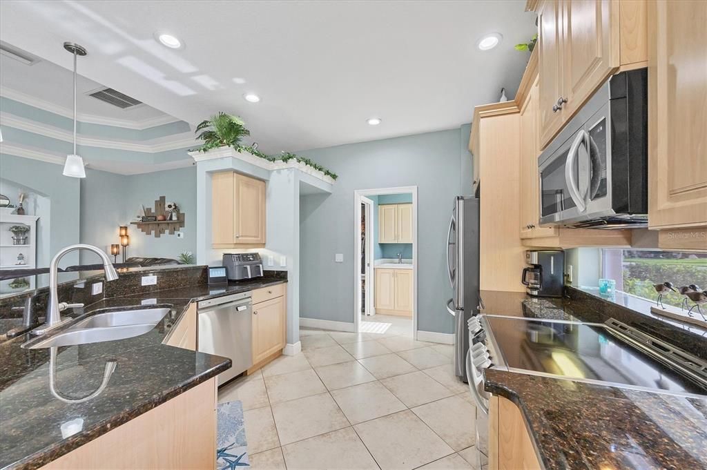 En Venta: $344,000 (2 camas, 2 baños, 1717 Pies cuadrados)