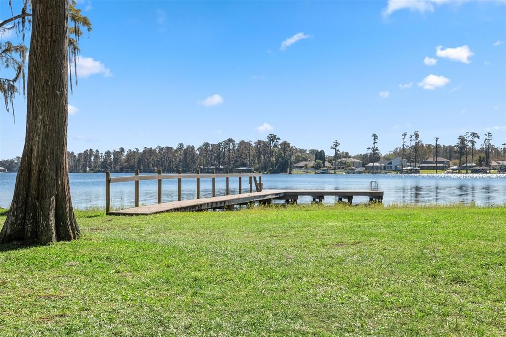 Active With Contract: $525,000 (3 beds, 3 baths, 1749 Square Feet)