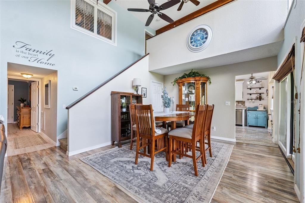 Active With Contract: $525,000 (3 beds, 3 baths, 1749 Square Feet)