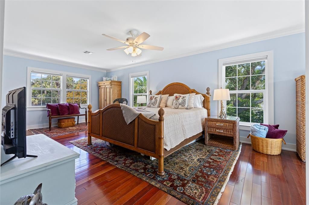 待售: $1,299,000 (4 贝兹, 3 浴室, 2493 平方英尺)